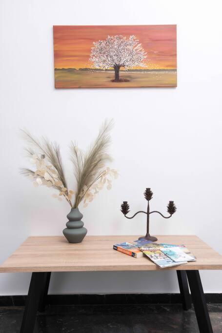 Lovely,Central, Spacious 2-Bedrooms Apartment Pireus Eksteriør bilde
