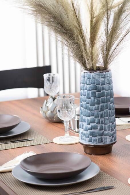 Lovely,Central, Spacious 2-Bedrooms Apartment Pireus Eksteriør bilde