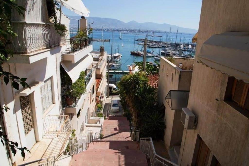 Lovely,Central, Spacious 2-Bedrooms Apartment Pireus Eksteriør bilde