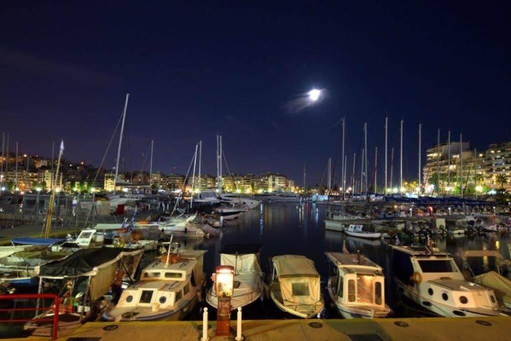Lovely,Central, Spacious 2-Bedrooms Apartment Pireus Eksteriør bilde