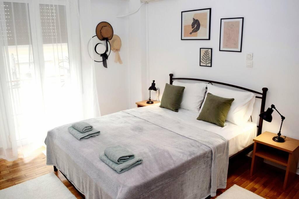 Lovely,Central, Spacious 2-Bedrooms Apartment Pireus Eksteriør bilde